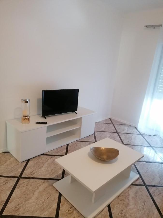 Apartamentos Nazare Amada Exterior photo